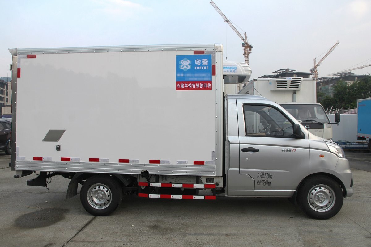 福田祥菱V1 115马力 2米8冷藏车图片