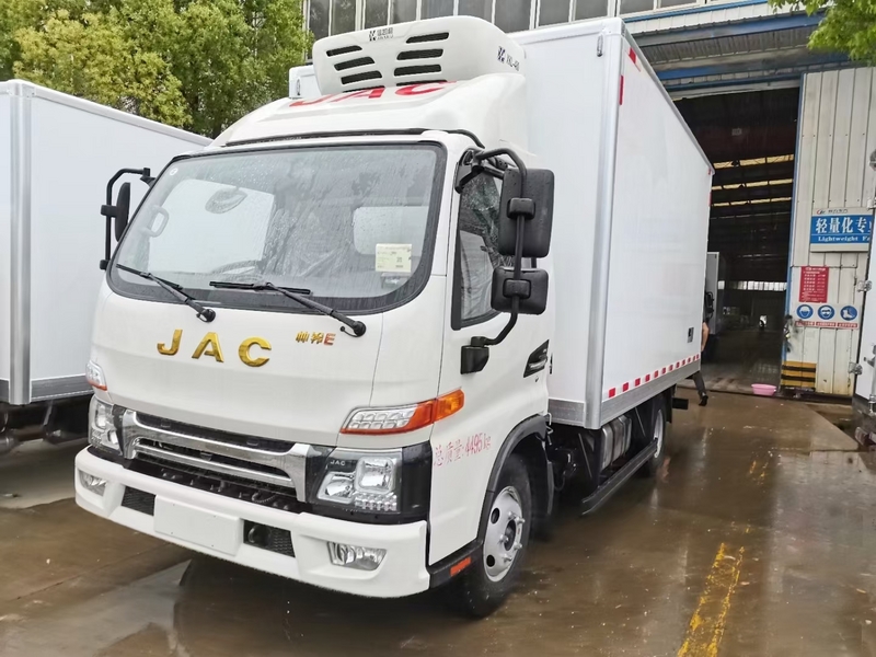 國六江淮帥鈴4米2藍(lán)牌蔬菜水果冷藏車價(jià)格13971799462