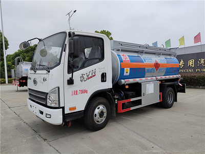 解放虎V5吨油罐车 同威油罐车厂家订做一线配送加油车图片图片