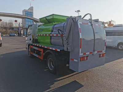 国六蓝牌凯马餐厨垃圾车总容积约3.5立方上户无忧图片
