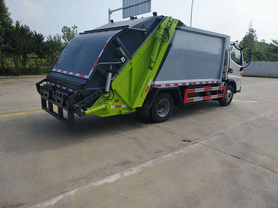 6方江淮压缩垃圾车价格厂家挂桶垃圾运输车加装防尘罩图片图片