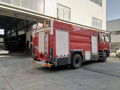 国六消防车解放6-8吨泡沫消防车图片