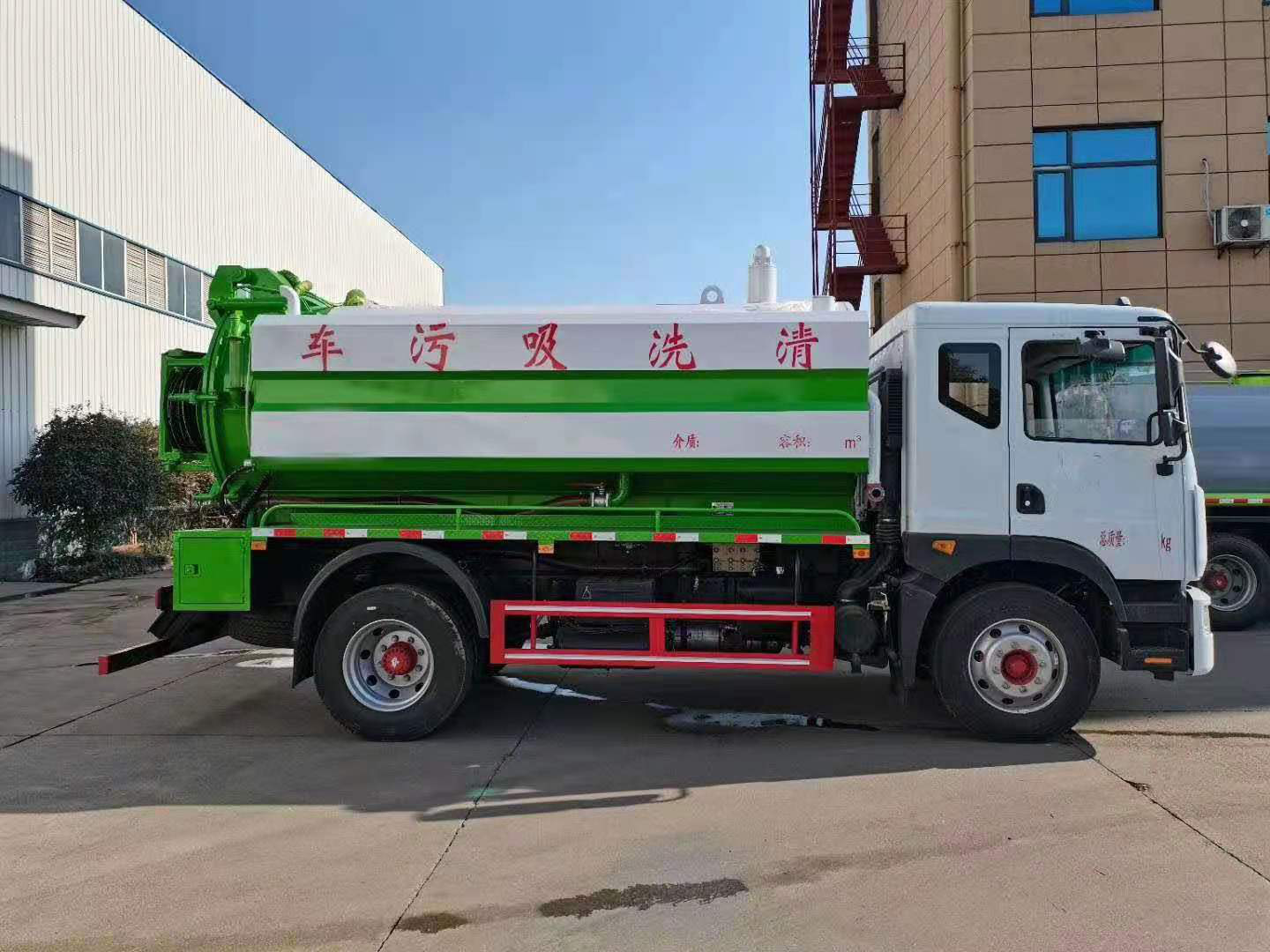 HNY5180GQWE6清洗吸污车厂家专业订制最低报价图片