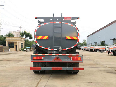 国六15吨柳汽小三轴普货供液车18立方添加剂运输车图片