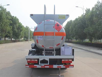 国六4.6方5吨甲醇运输车易燃液体罐式运输车防腐车图片