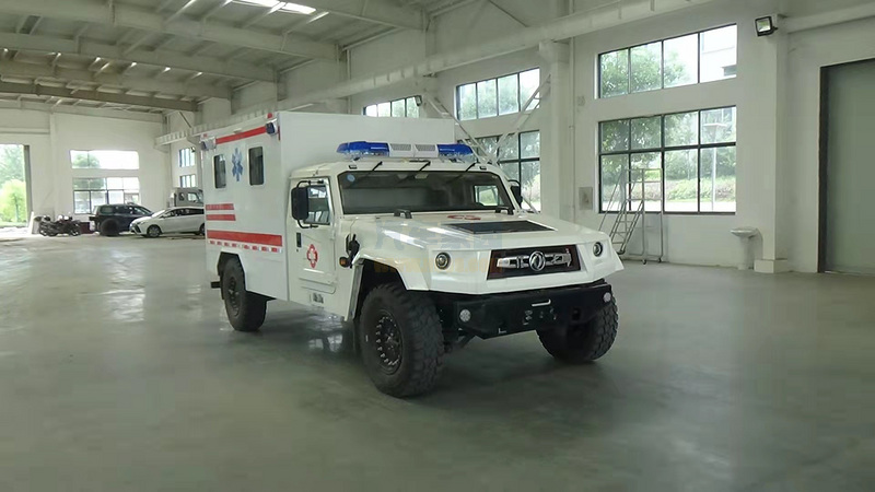 东风猛士越野型救护车全国首发图片