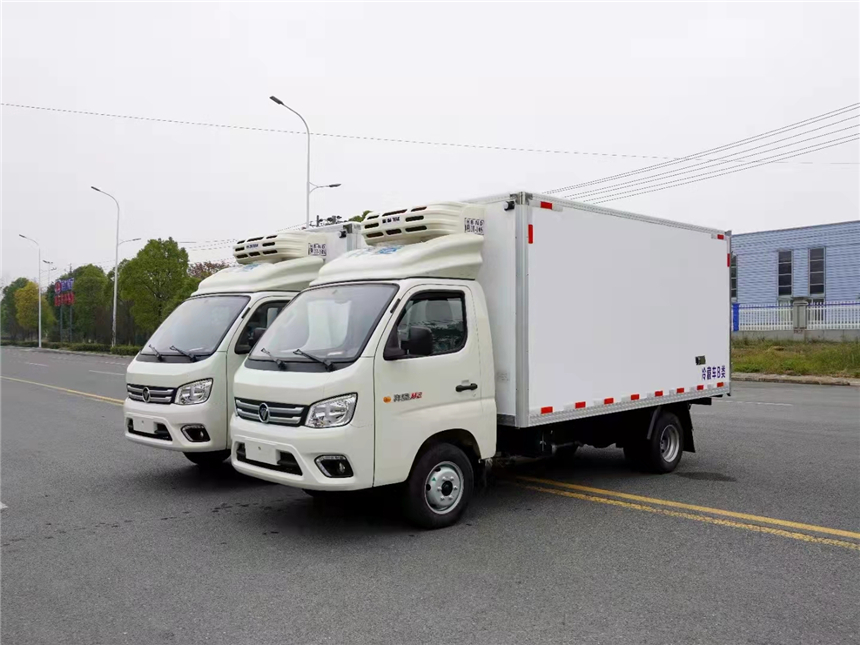 国六福田祥菱M2冷藏车（3米7货箱）图片