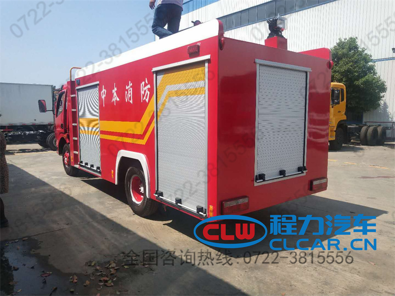 东风大多利卡单排5吨消防车图片