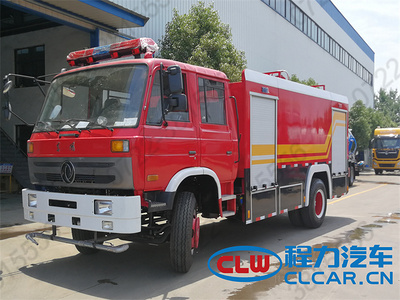 东风153型6吨消防车图片