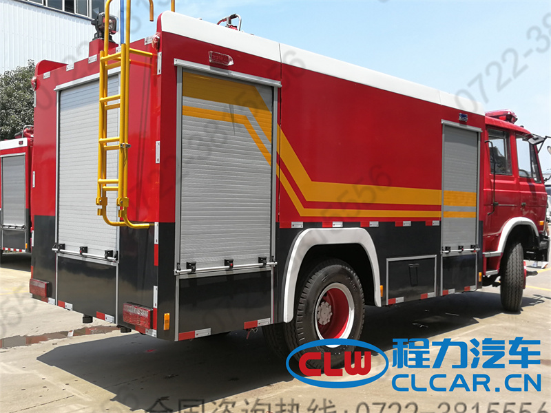 东风153型6吨消防车图片