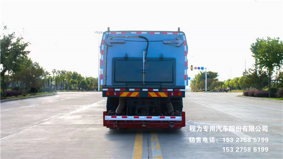 国六东风天锦10.5方后置吸盘(垂直滤芯)吸尘车图片