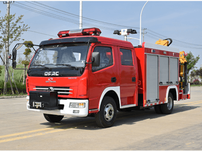 东风多利卡双排抢险救援消防车图片