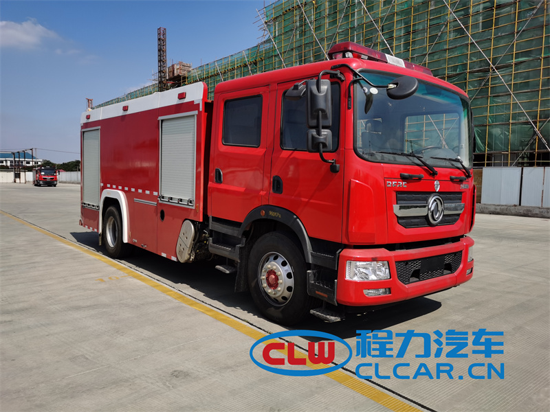 东风D9（6吨）水罐消防车