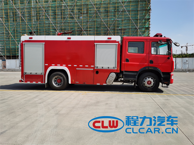 东风（6吨）泡沫消防车