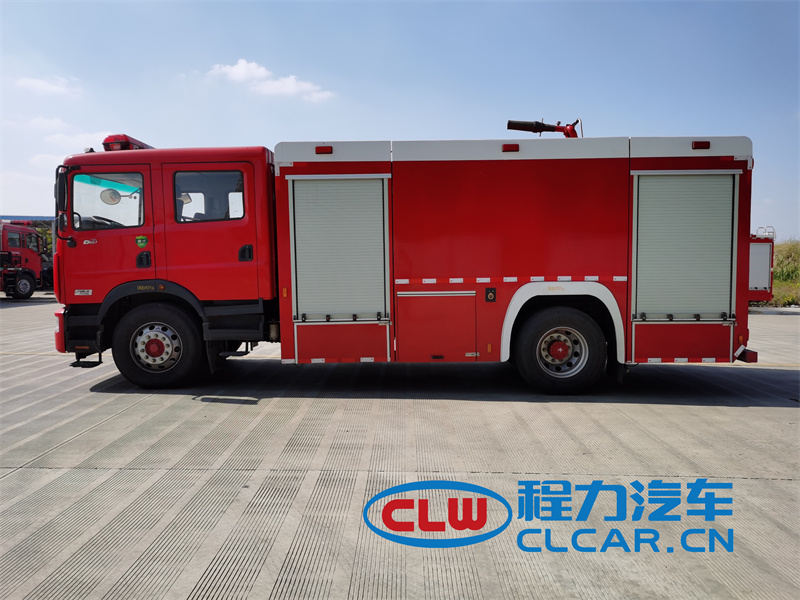 东风（6吨）泡沫消防车