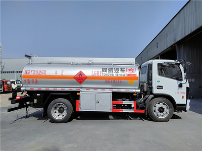 HTW5125GJYEQ6国六东风福瑞卡9.75方汽油加油车图片