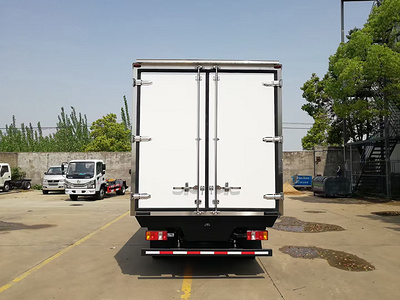 重汽豪沃4.2米濰柴130馬力藍牌冷藏車包上戶圖片