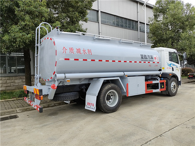 解放龙V单桥供液车 减水剂车 可上个人户的普货油罐车 普货槽罐车出厂价包上户