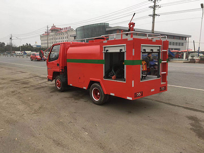 国六解放小卡消防洒水车图片