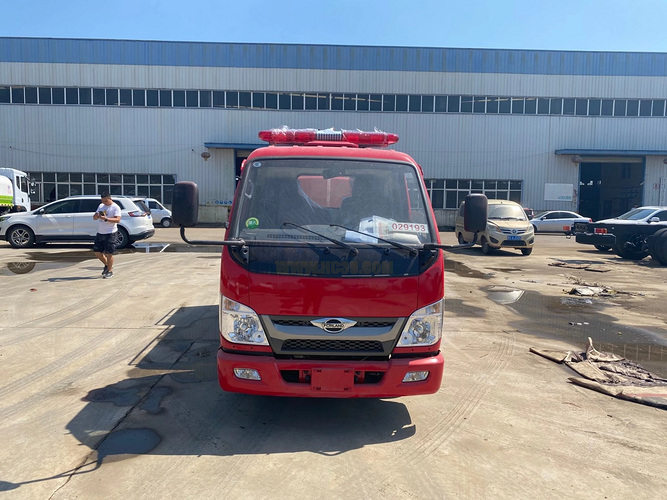 国六福田小卡2600轴距消防洒水车图片