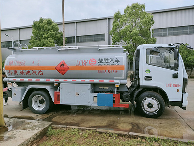 福州户二手8吨油罐车手续齐全，8.5方加油车提车即盈利图片