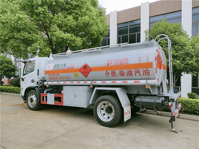 CSC5125GJY6A 带8吨油罐车全国各地挂靠公司提车图片