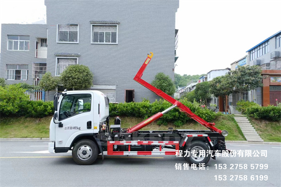 国六东风柳汽蓝牌5~7方勾臂建筑垃圾车-2.1米高专供地下室图片
