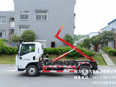 国六东风柳汽蓝牌5~7方勾臂建筑垃圾车-2.1米高专供地下室图片