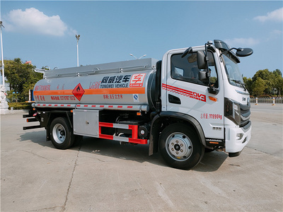 HTW5126GJYEC6專威牌8噸油罐車廠家批發 東風華神DV3國六8.5方加油車