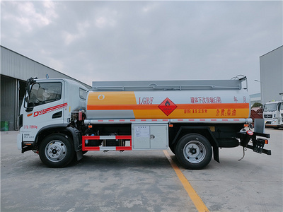 东风华神新款DV3油罐车 国六性价比高的一款8吨加油车视频