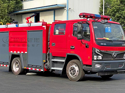 东风福瑞卡5吨水罐消防车图片