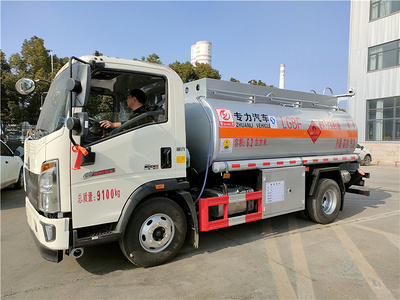 浙江温州市加油车批发 5吨加油车手续齐全费用低送车到家图片