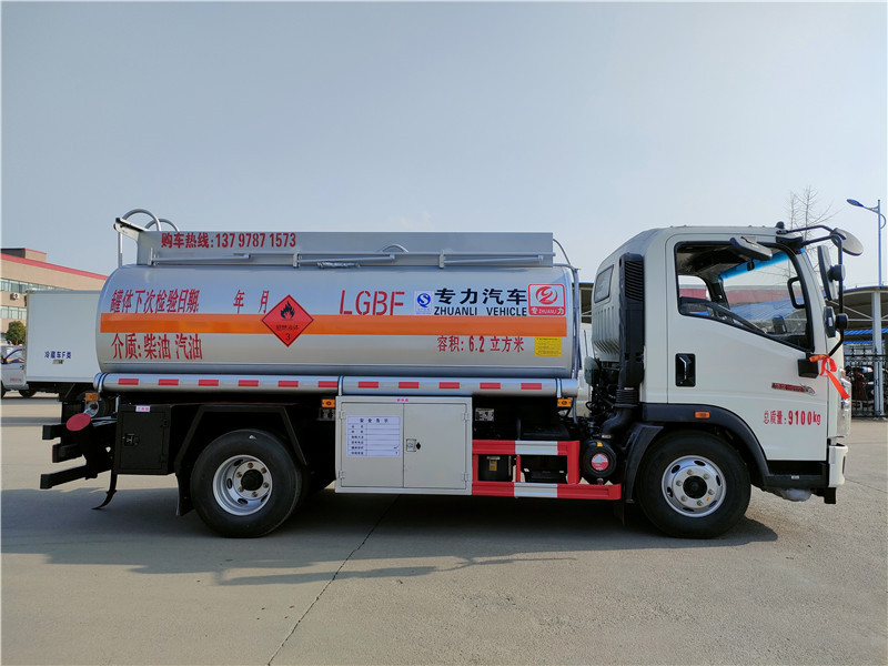 江西萍乡5吨油罐车批发价格 核载5吨流动加油车厂家冲量视频