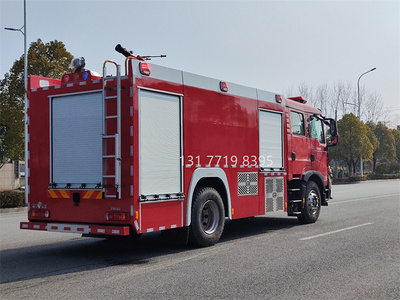 豪沃（8吨）水罐消防车图片