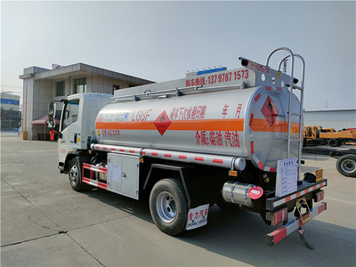 浙江杭州富阳区油罐车销售点 5吨加油车厂家促销 杭州二手加油车交易市场