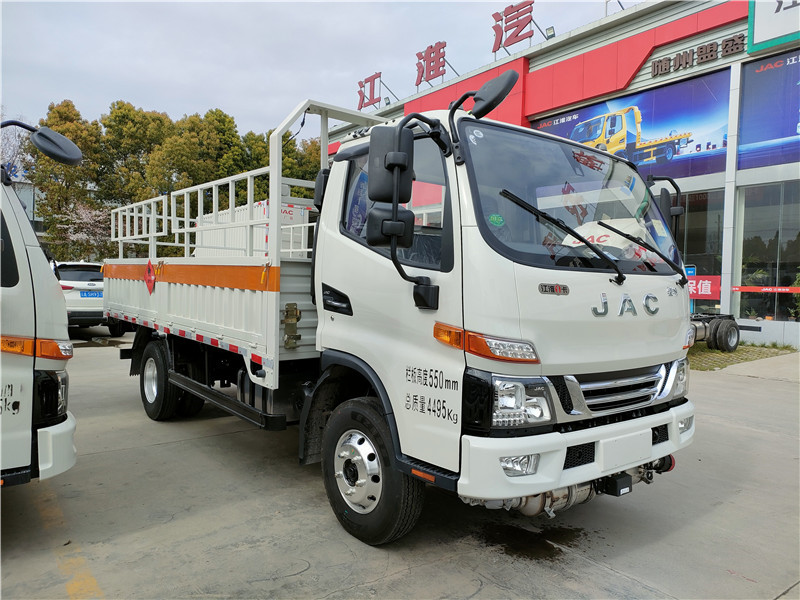 江淮气瓶运输车 蓝牌4.2米液化气瓶运输车 核载1.735吨视频