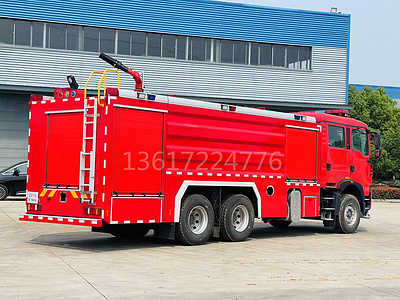 豪沃18吨水罐消防车图片