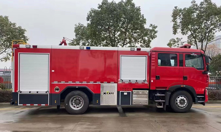 晋江市西滨镇人民政府专职消防队8吨水罐消防车货物类采购图片