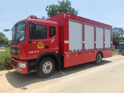 抢险救援器材消防车