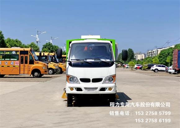 国三唐骏2.5方（汽油版）扫路车图片