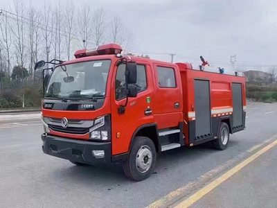 东风5吨水罐消防车