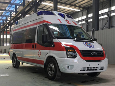 福特V348长轴救护车监护型救护车图片