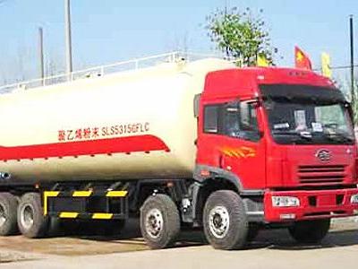 解放40吨粉粒物料运输车红岩杰狮45吨粉粒物料运输车图片