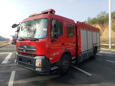 东风天锦6吨水罐消防车（国五）6吨消防车图片