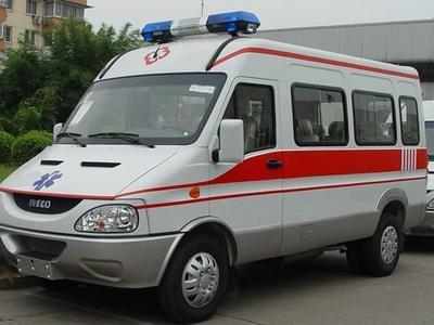 依维柯救护车宝迪A32救护车中轴监护型救护车图片