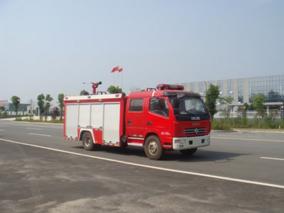 东风多利卡水罐消防车16吨水罐消防车图片